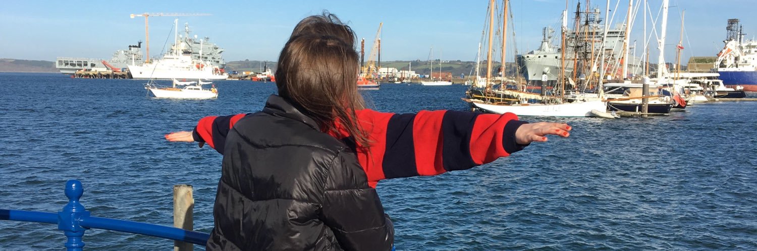Florriemaee's profile banner image
