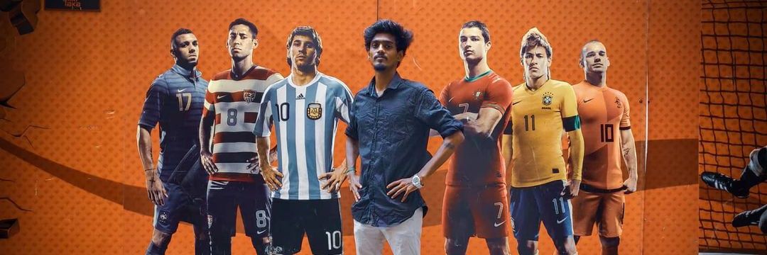karthikkaran14's profile banner image