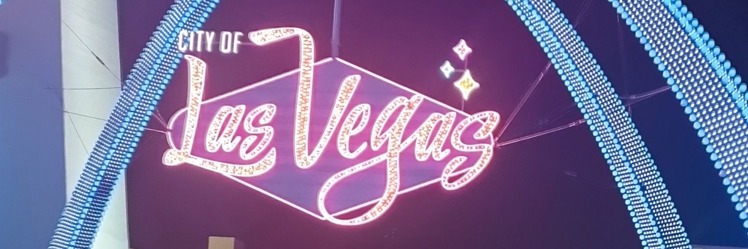 elvisarturo's profile banner image