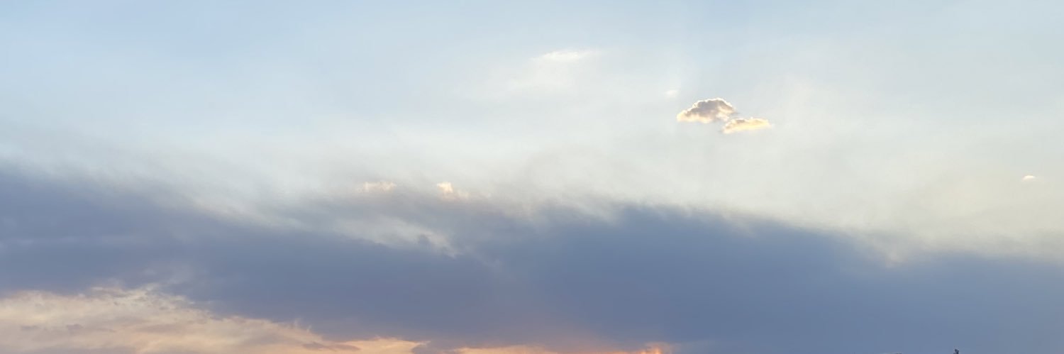 azīn banner