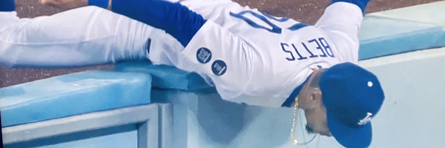 gionull's profile banner image