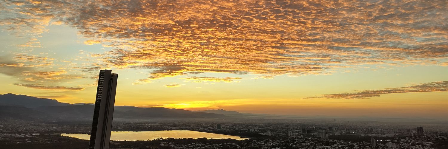 fernandahuacuja's profile banner image
