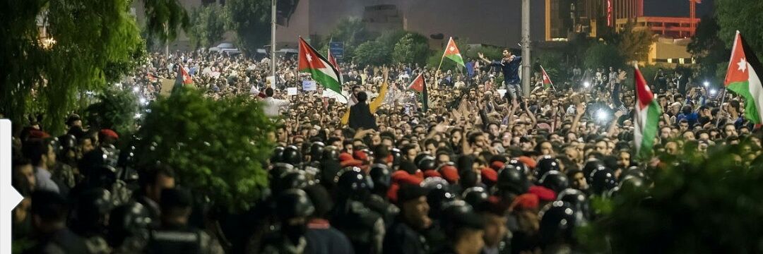 😎 Just passing by banner