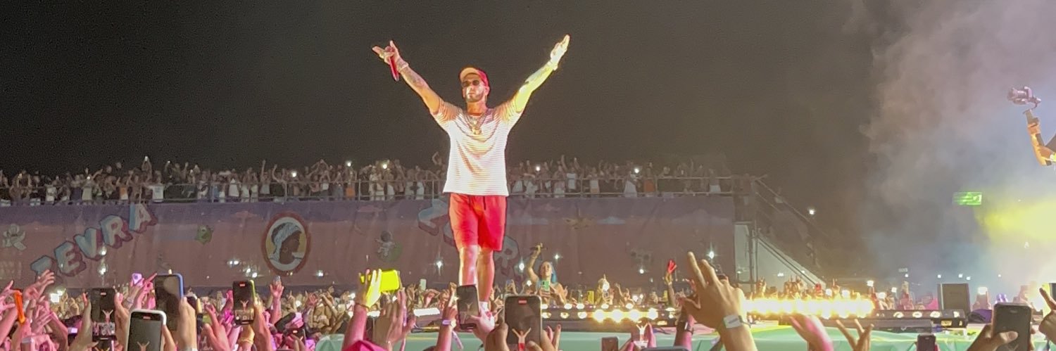 Salva Serrano🧃 banner