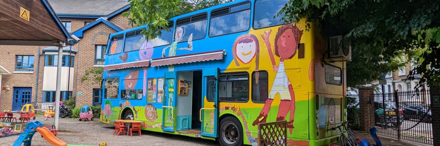 Hackney Playbus banner