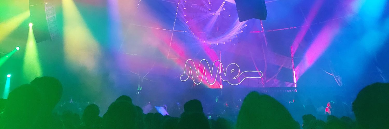 Deb 🐰✨️ banner