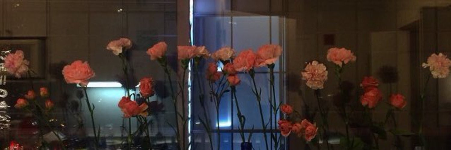 i_Re0's profile banner image