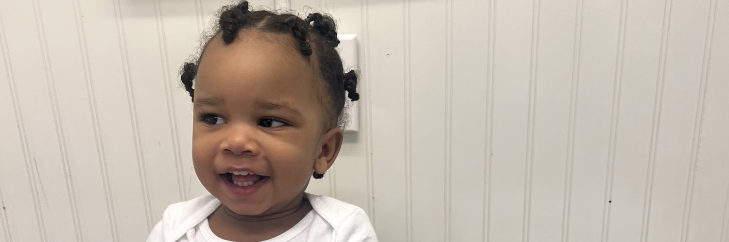 prettysamoneee's profile banner image