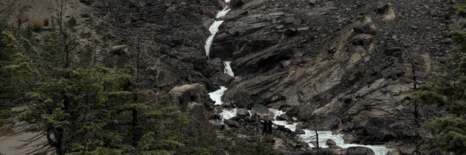 auroraacxx's profile banner image