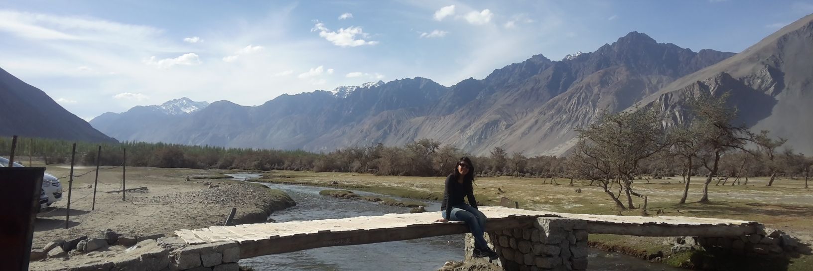 Neha121902's profile banner image