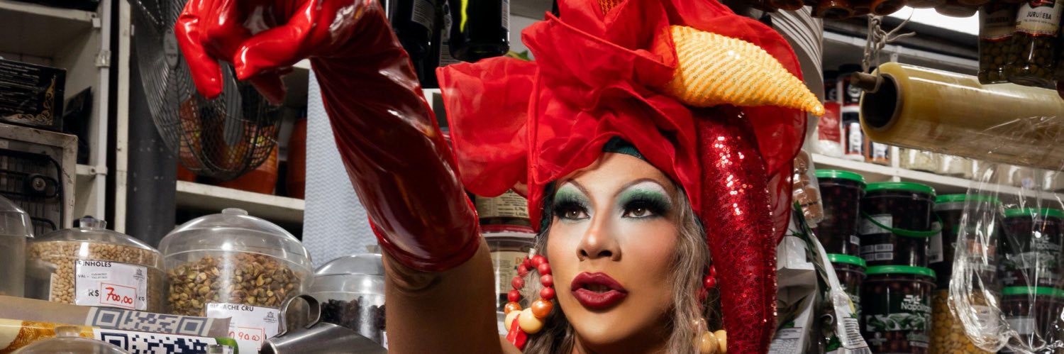 DesiRée Beck 🦃's banner