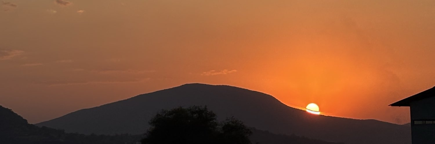 nthurwn's profile banner image