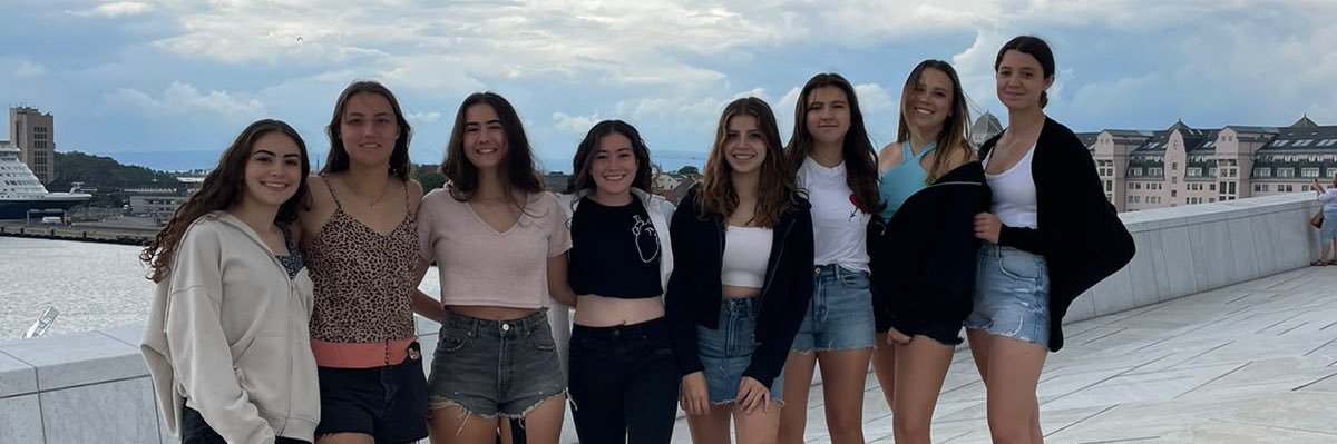 arantxa_quiros's profile banner image