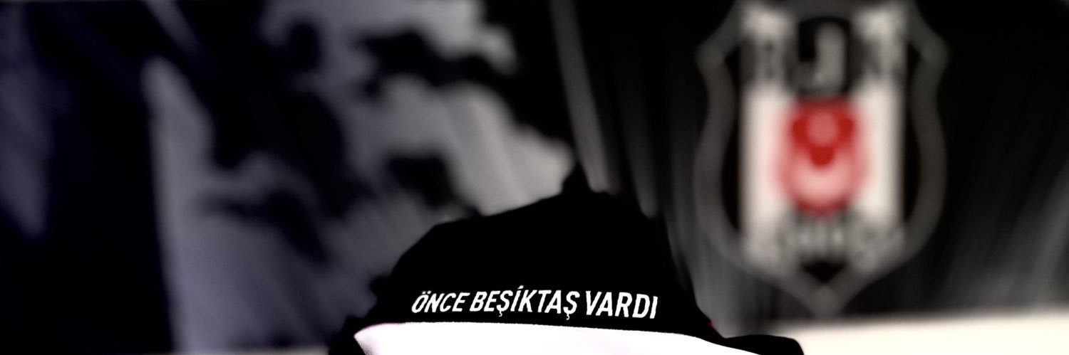 uururii's profile banner image