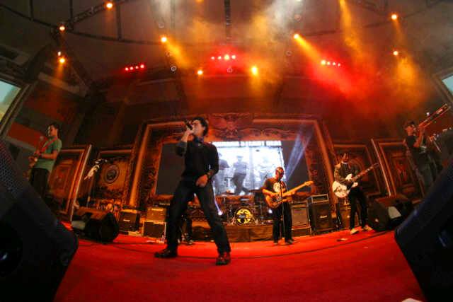 IG: bananasteadybeat banner