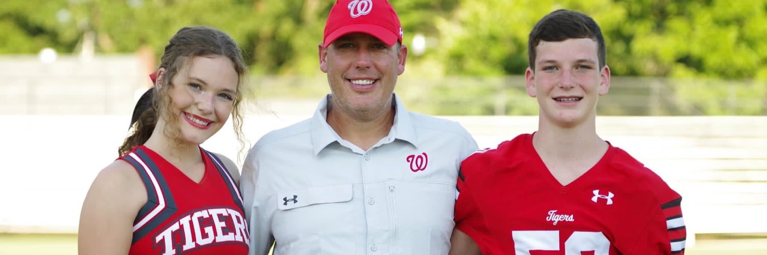 joey tompkins banner