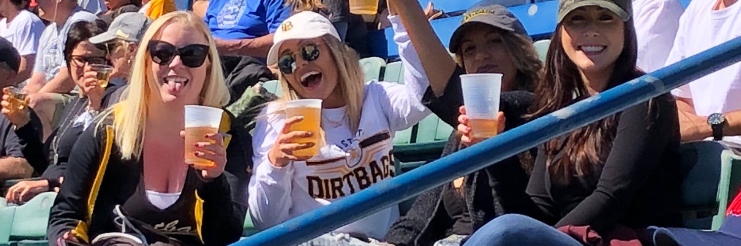 Karlijasmineee's profile banner image