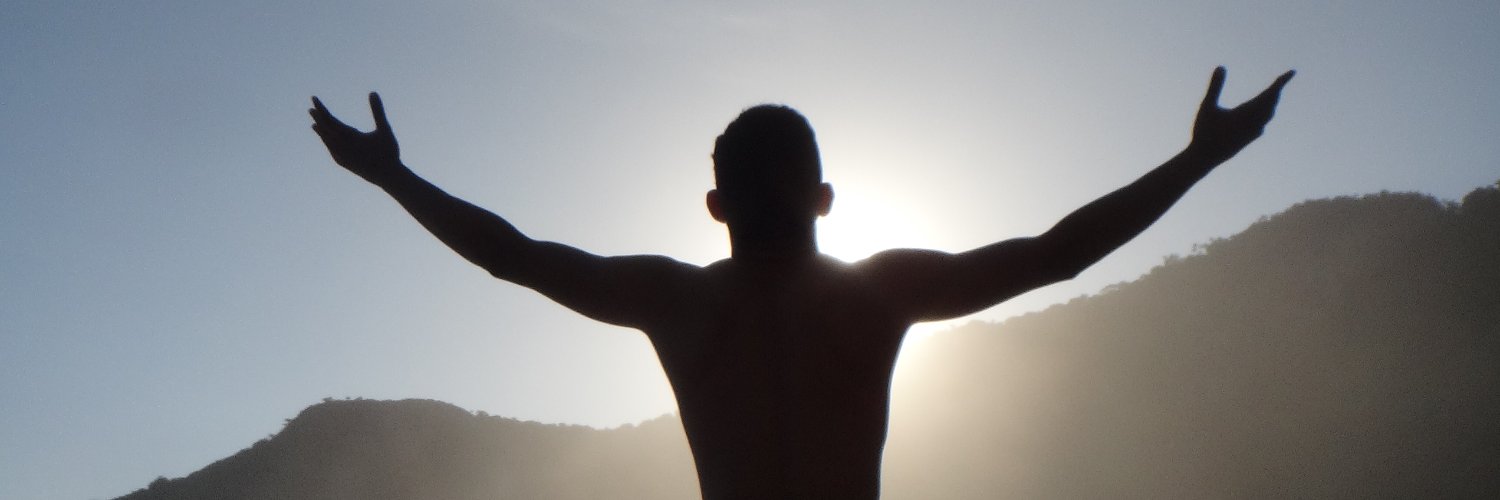 elivelthunder's profile banner image