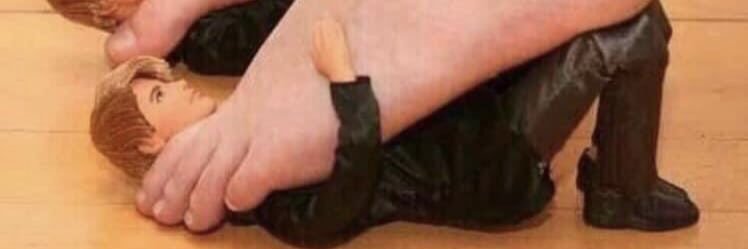 🙅🏼‍♂️TAGGING🚫Beta RT 4 Madam Feet Treat• banner