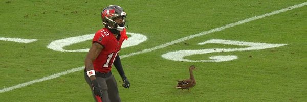 Riley_Davis3 Profile Banner