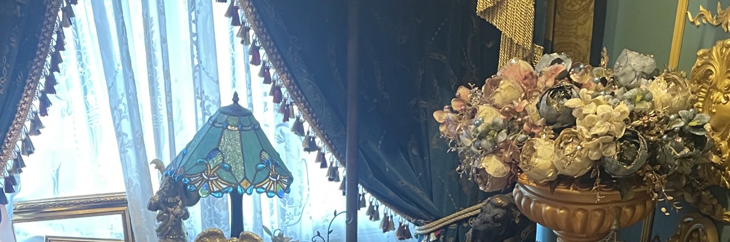めろ banner