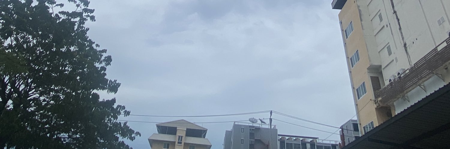 Rainyyy🧸 banner