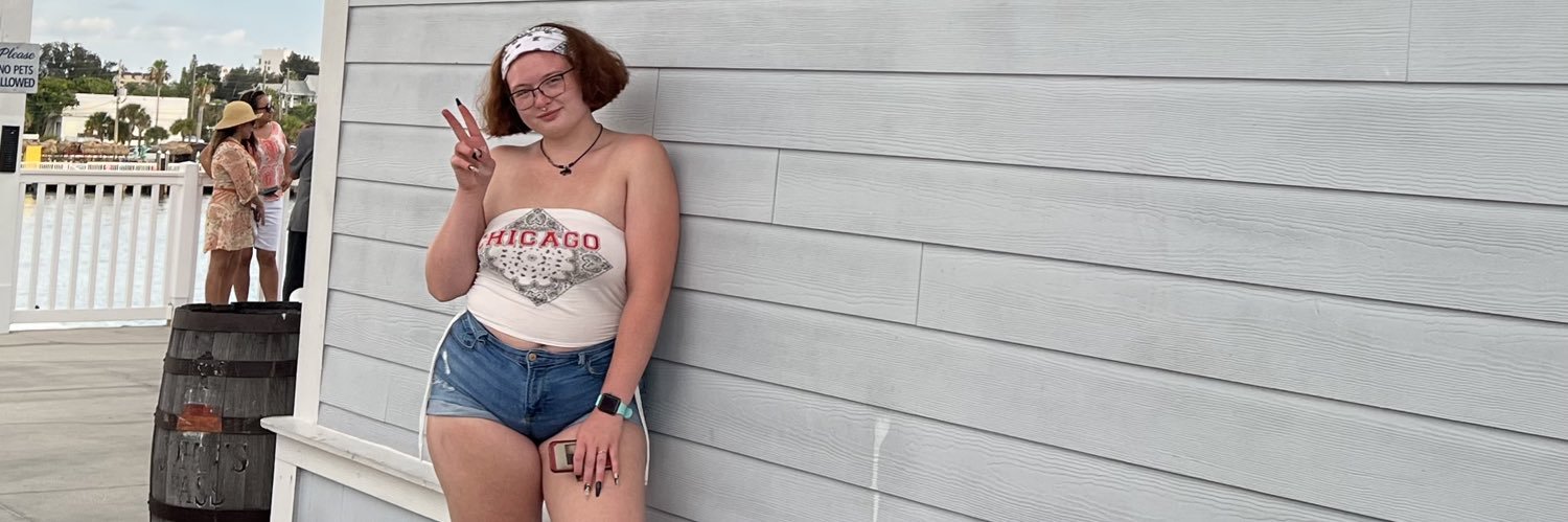 Sincerly_apple's profile banner image