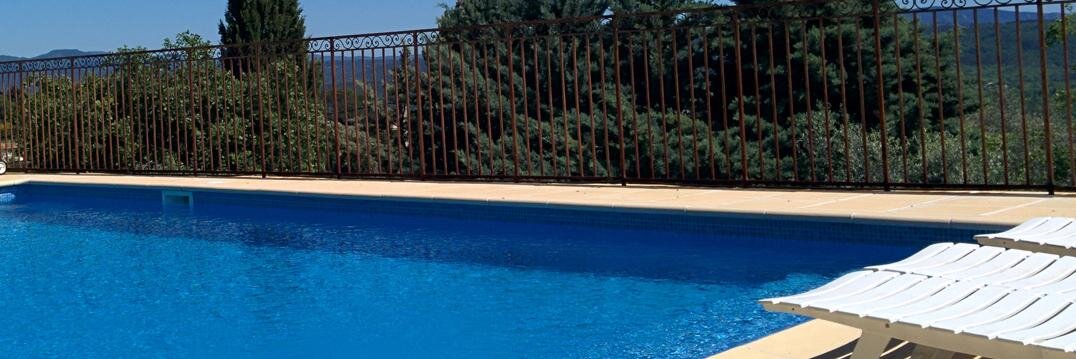 varvillas's profile banner image