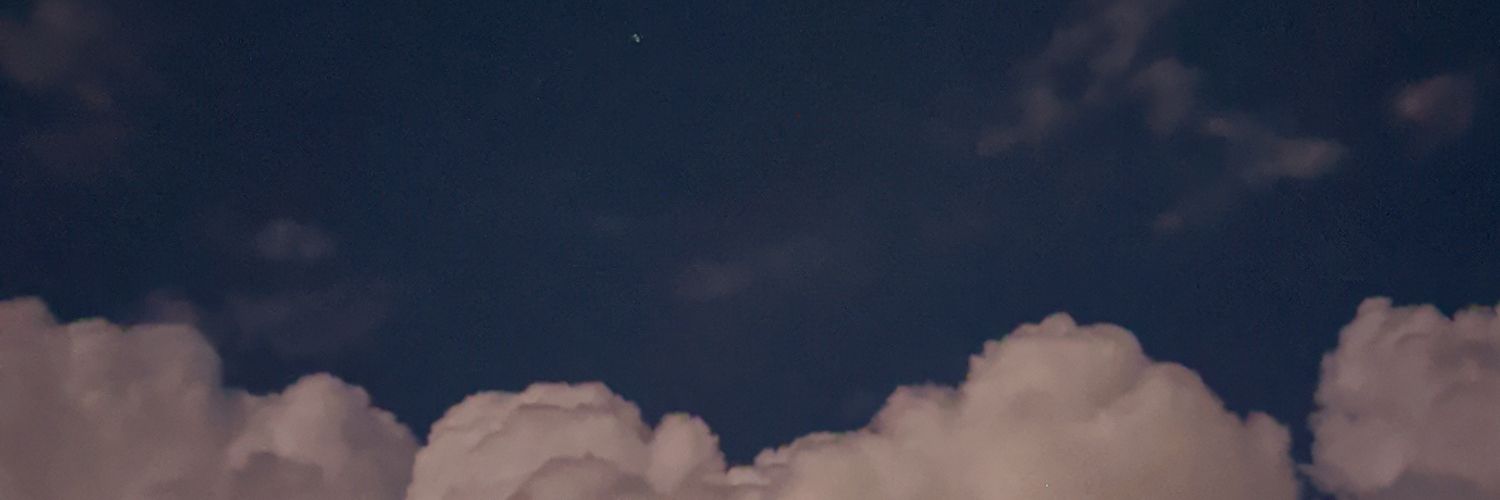 ykomalig's profile banner image