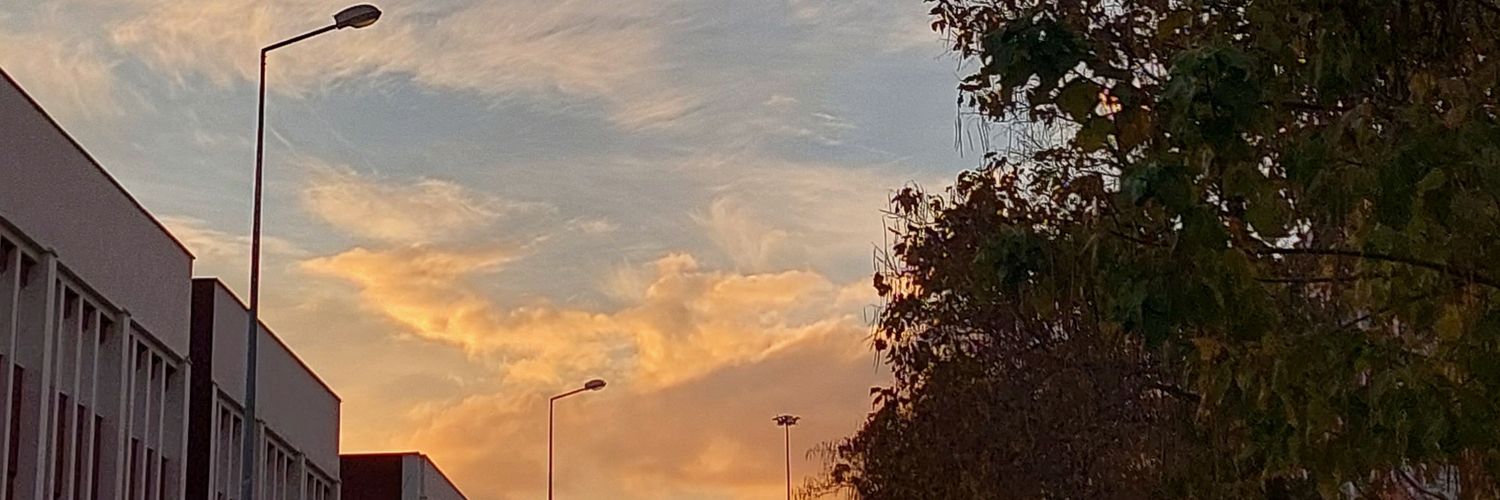 aziwe07's profile banner image