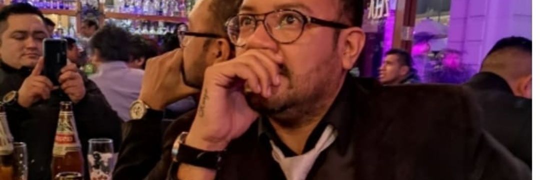 Rmev's profile banner image