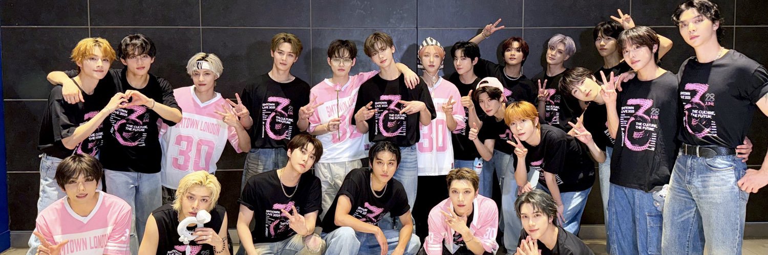 yofangurl tita maldita 😏😒🧐🌻 banner