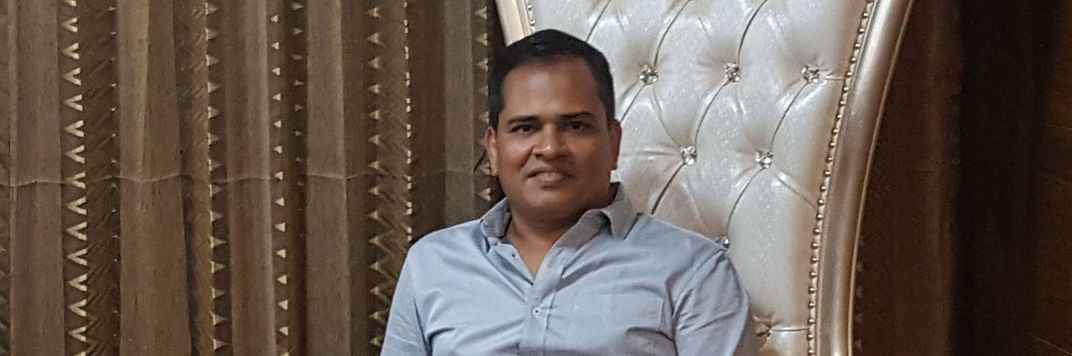 vivekochar's profile banner image