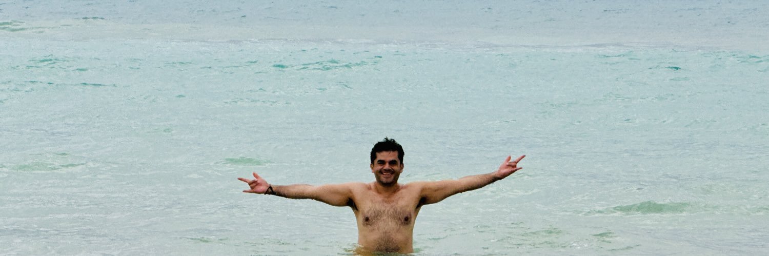 fercholando's profile banner image