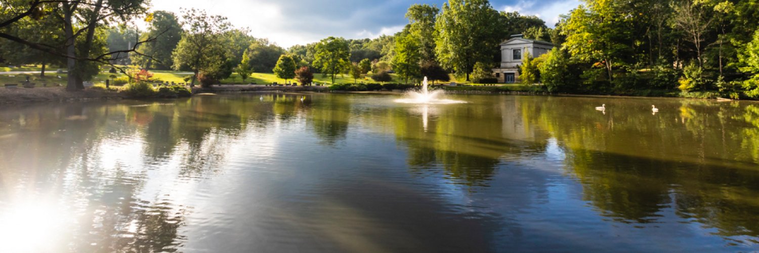 Lake View Cemetery banner