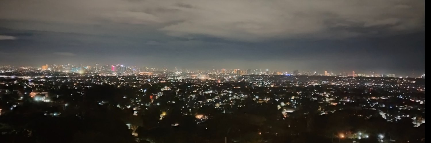 ℓ𝐨𝐞𝐲. ✿🌌 banner