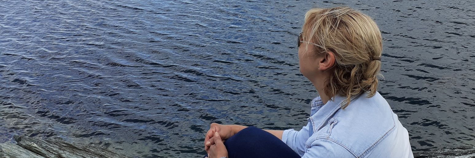 delly8's profile banner image