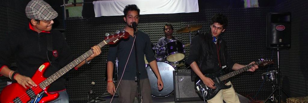 vastitch's profile banner image