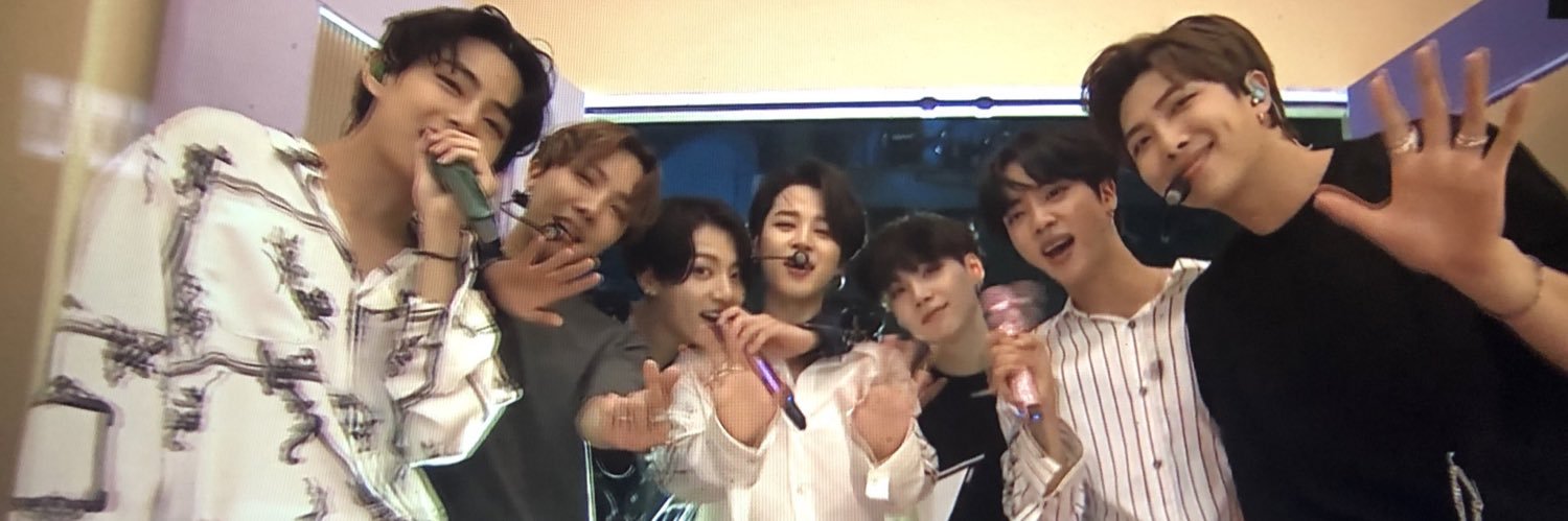 aramoix⁷ is seeing BTS banner