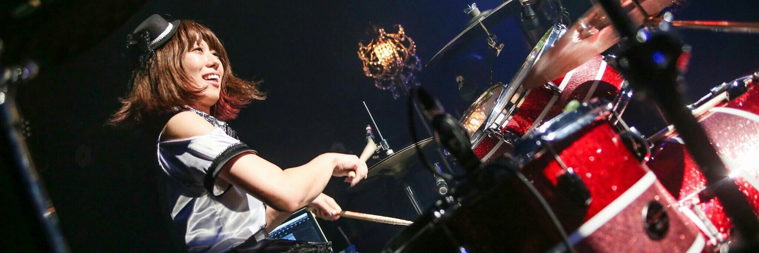 genesimseven's profile banner image