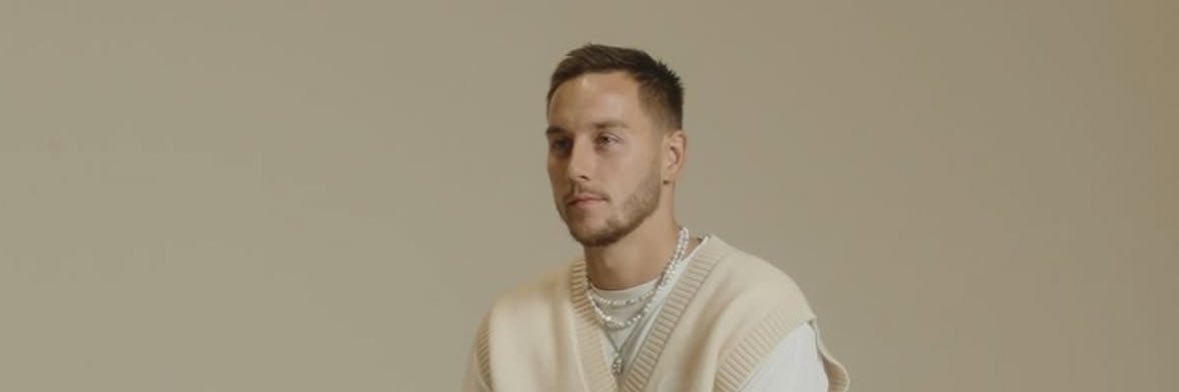 عـزّوز | Lautaro banner