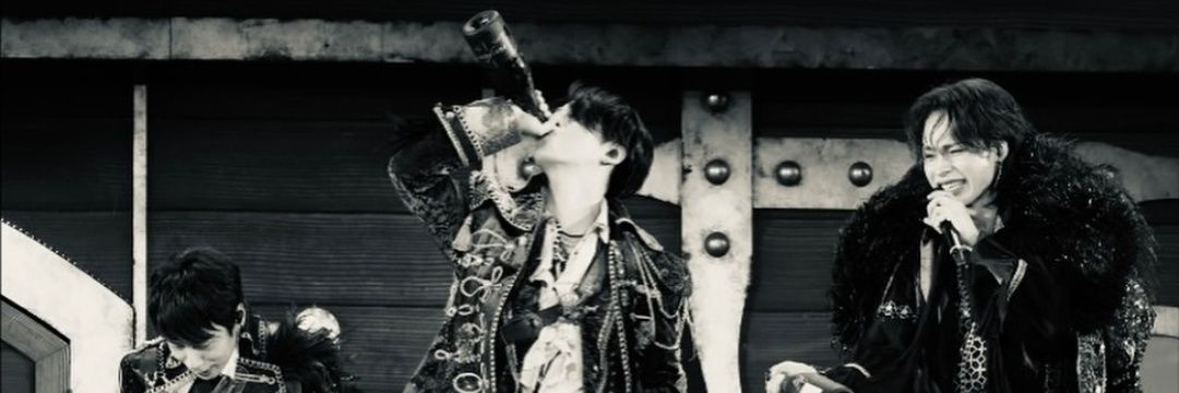 723violet's profile banner image