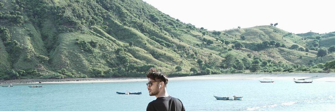dahlialoops's profile banner image