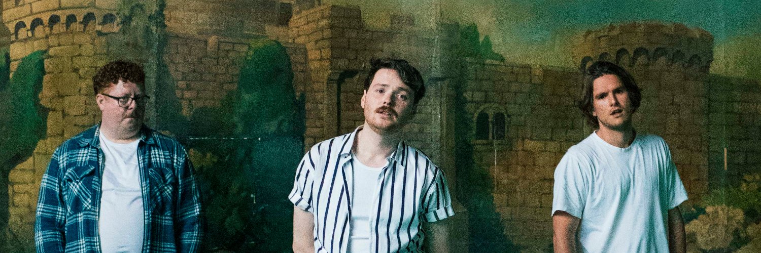 QueenBeachBand's profile banner image