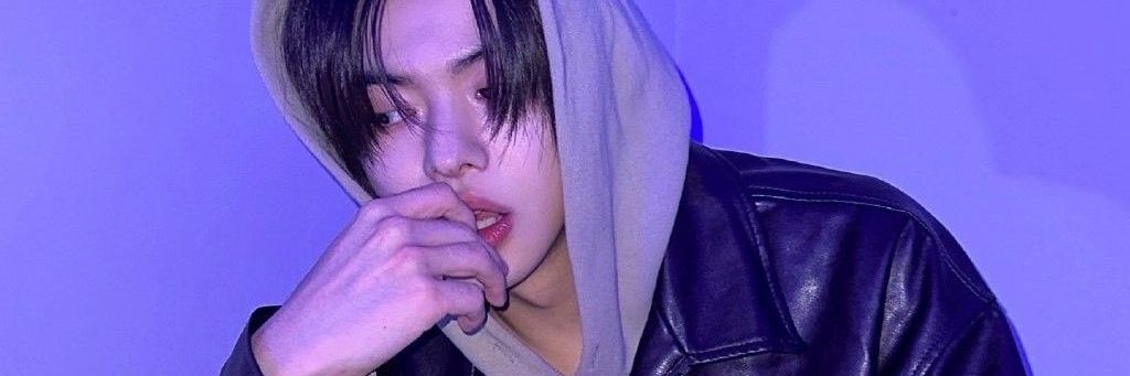 Leeeoholic's profile banner image