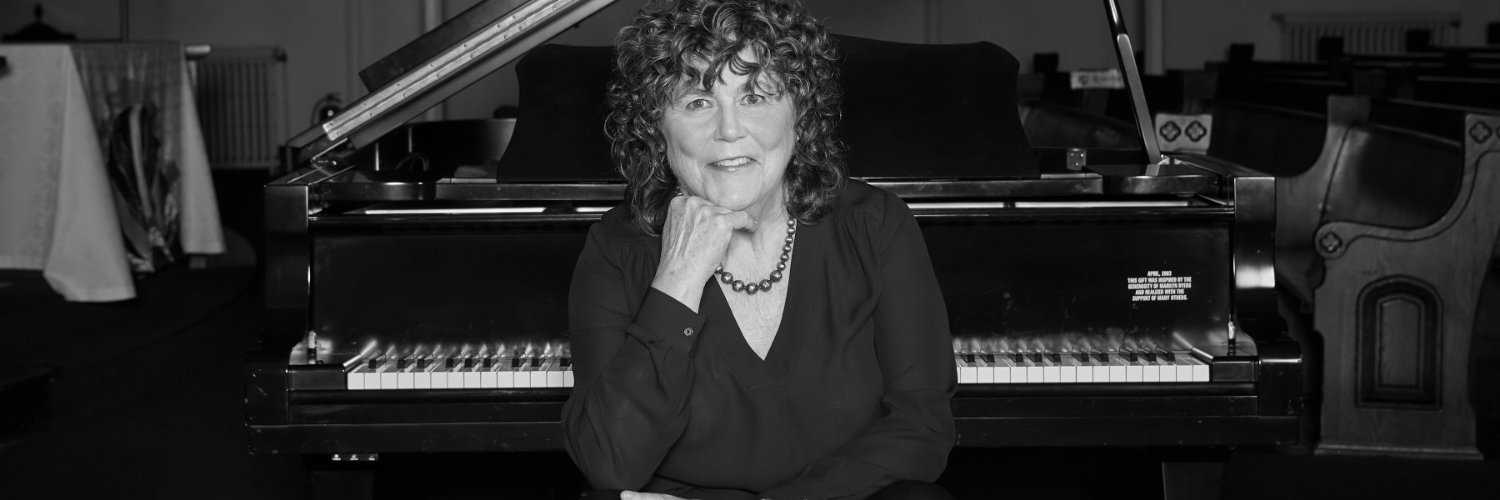 Diane Leah banner