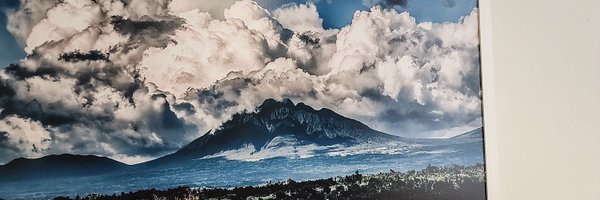 higiro_prosper Profile Banner