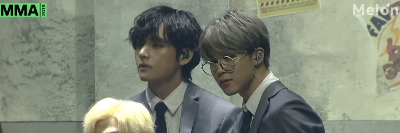 chourhobi's profile banner image