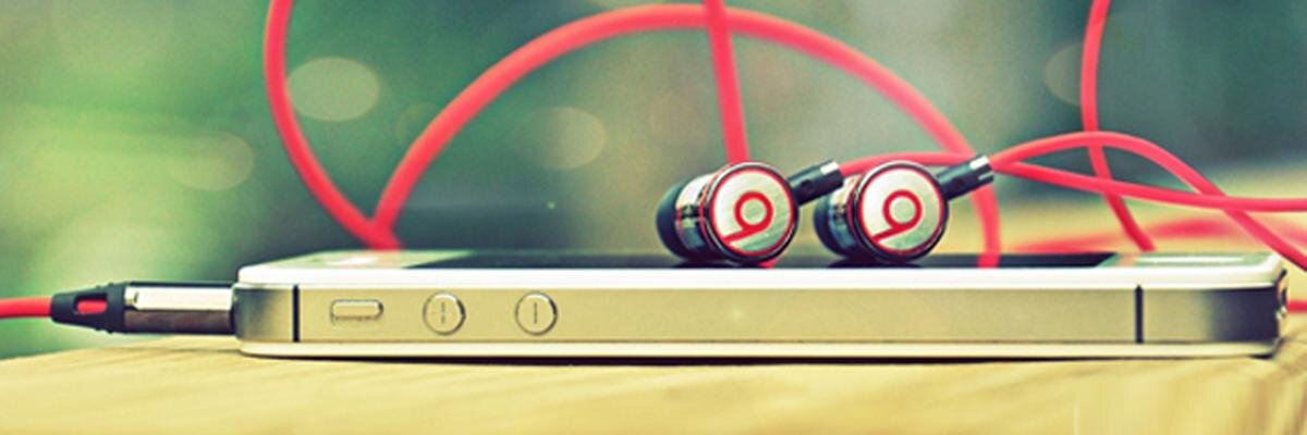 miOoShaa's profile banner image