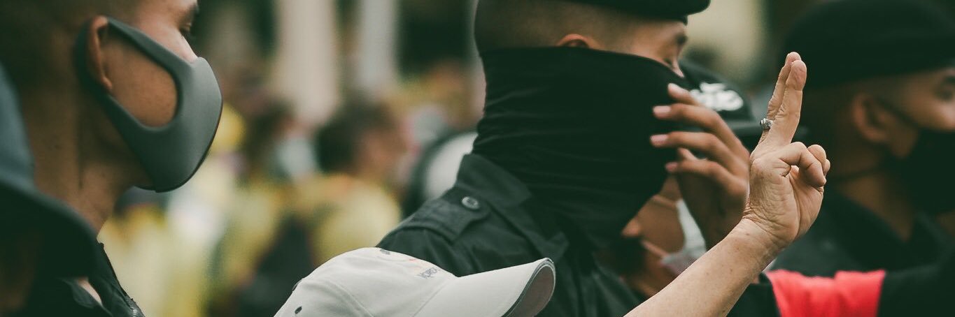 leo4993's profile banner image